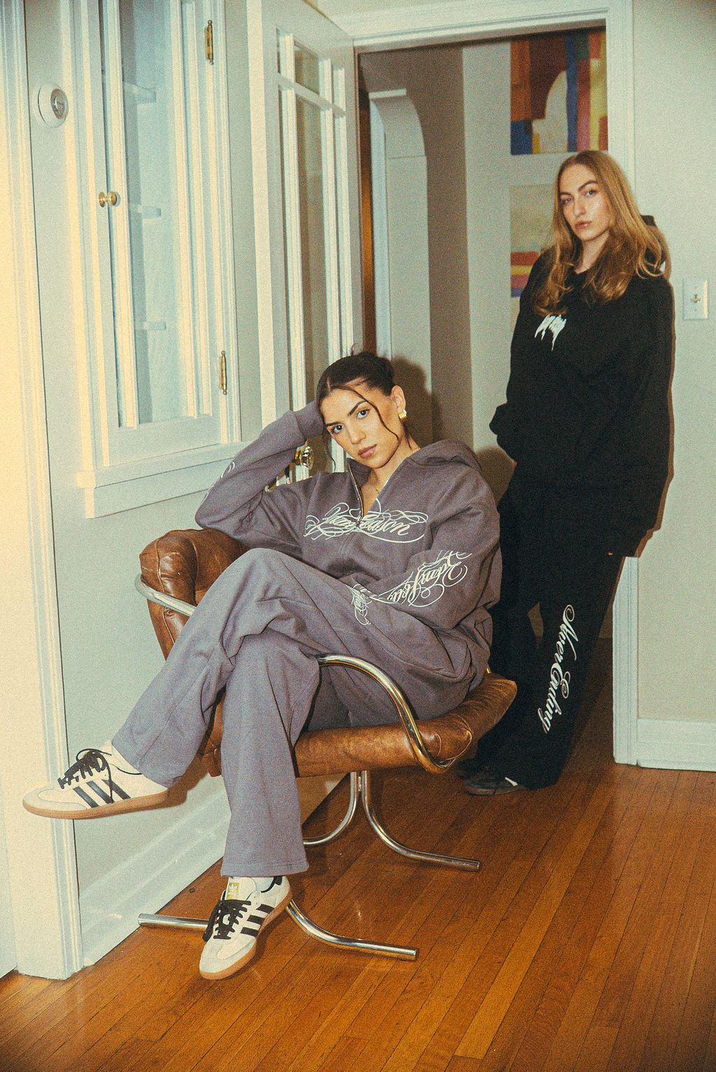 Premium Streetwear Hoodies
Women’s full sweatsuit styled on model for casual everyday outfits